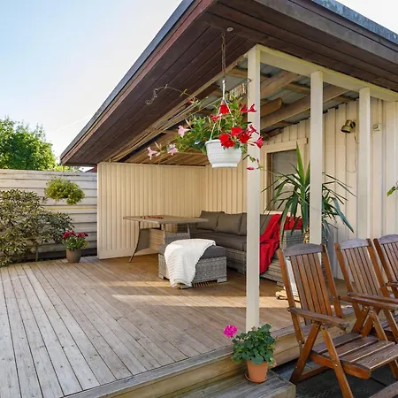 別荘 Little Cozy Garden House At A Private